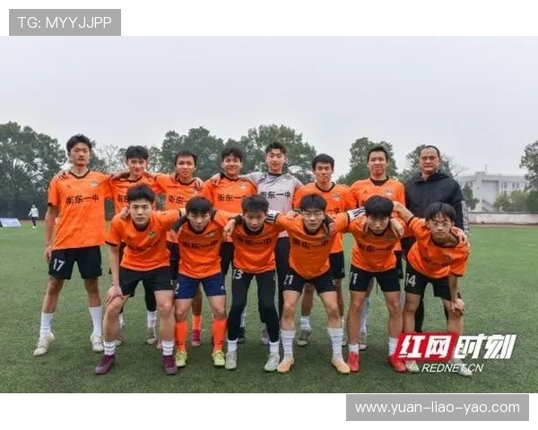 南京足球队团队协作的成功秘诀与挑战分析 南京足球队团队协作的成功秘诀与挑战分析