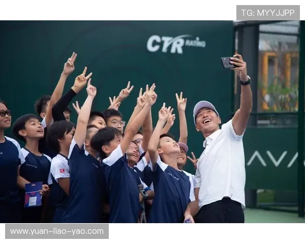 赛后分析:广州网球队与北京网球队技术对抗的精彩瞬间与战术解析 赛后分析:广州网球队与北京网球队技术对抗的精彩瞬间与战术解析