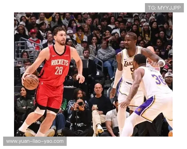 圣诞大战火箭对决湖人球迷热情高涨期待精彩对抗 圣诞大战火箭对决湖人球迷热情高涨期待精彩对抗